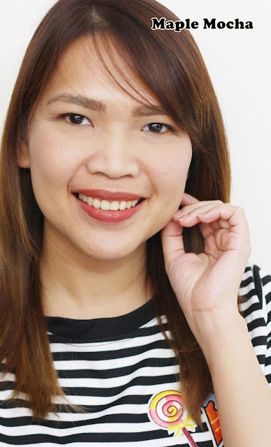 a photo of Nikki Tiu AskMewhats wearing L'Oreal Color Riche Lipsticks in Maple Mocha