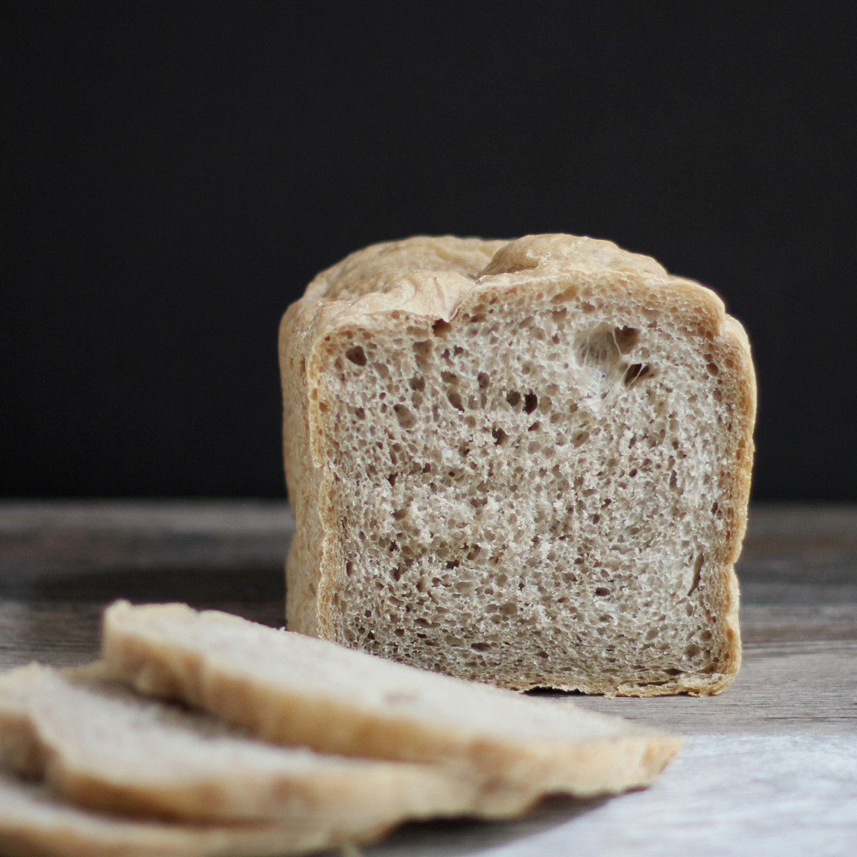 Cookistry White Lily White Grape Flour Bread Machine Loaf (and Degustabox)