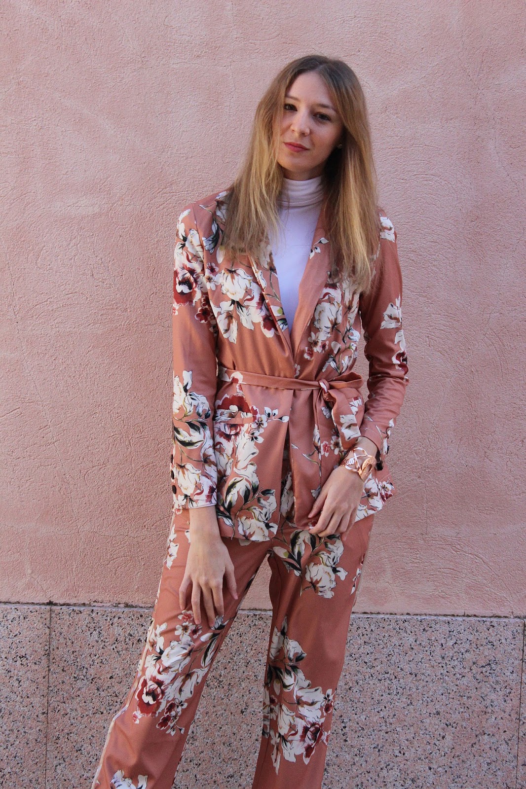 floral-suit-street-style