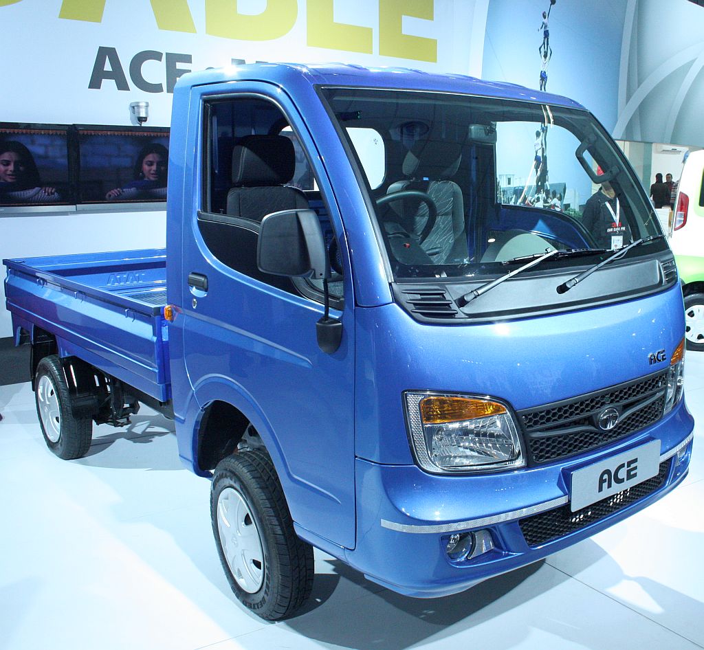 Грузовики Tata 4x4
