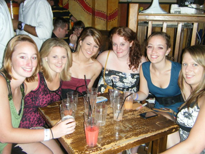 L'ete a Paris Pub crawls and Pick Pockets