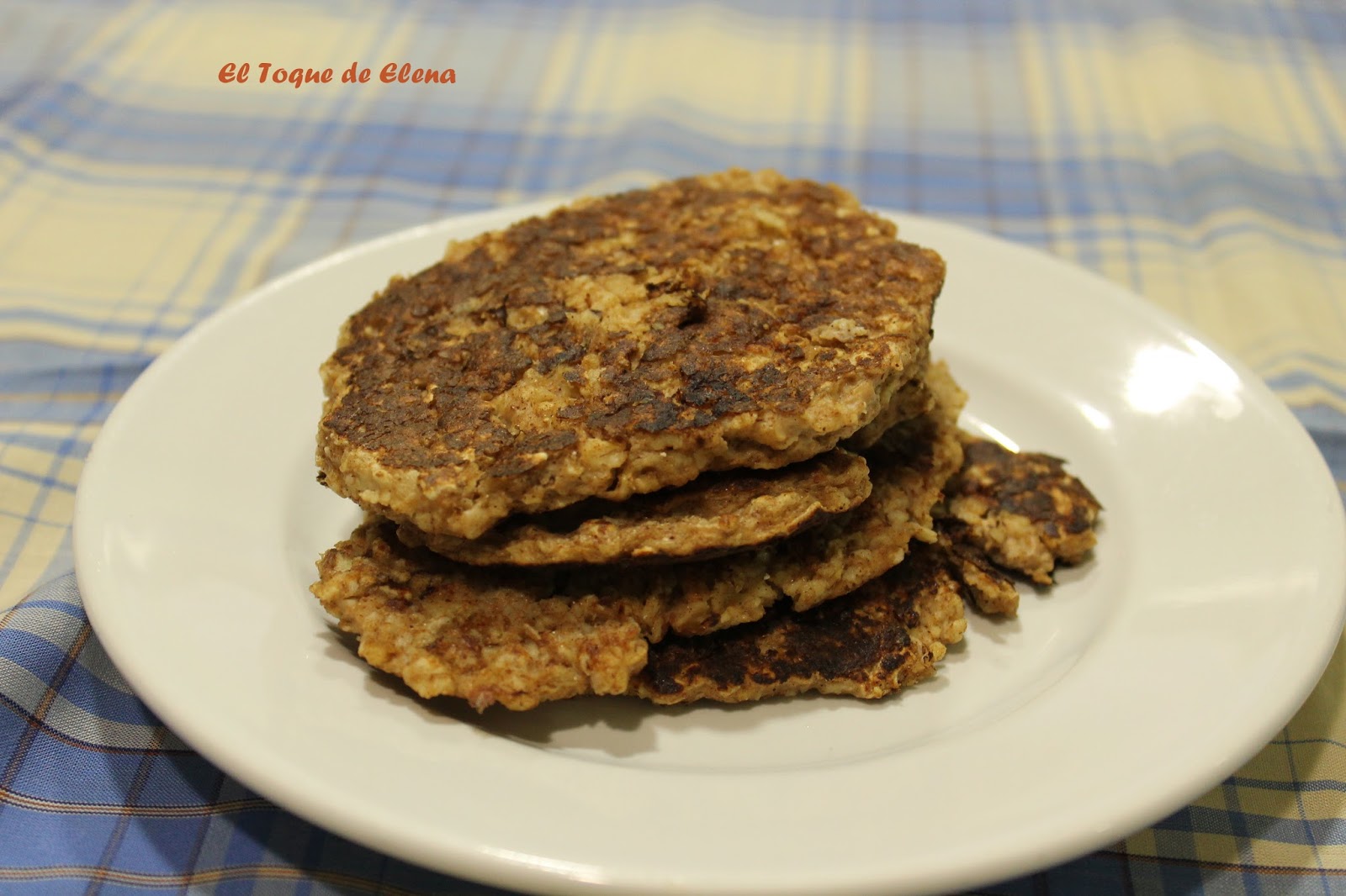TORTITAS DE AVENA CON QUESO BATIDO