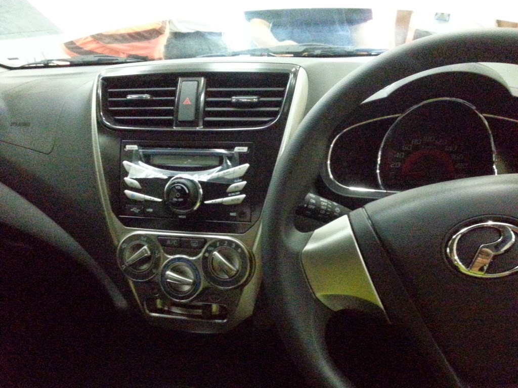 ASIAN AUTO DIGEST: The New 2014 Perodua Axia Interior ASIAN AUTO DIGEST: The New 2014 Perodua Axia Interior