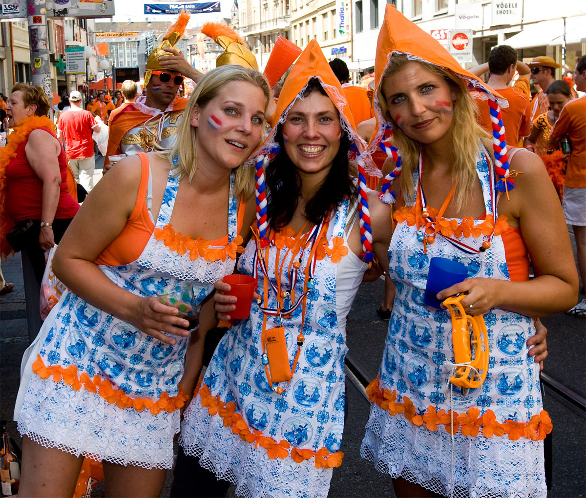 Beautiful Dutch Fans Of Euro 2012 Istoryadista History Blog Cebu Blogger