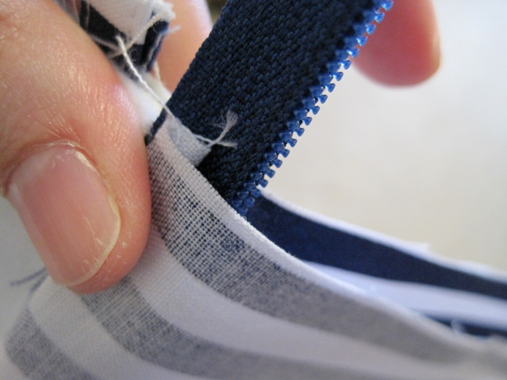 Sweet Bee Buzzings Zip Along Double Zip Wristlet