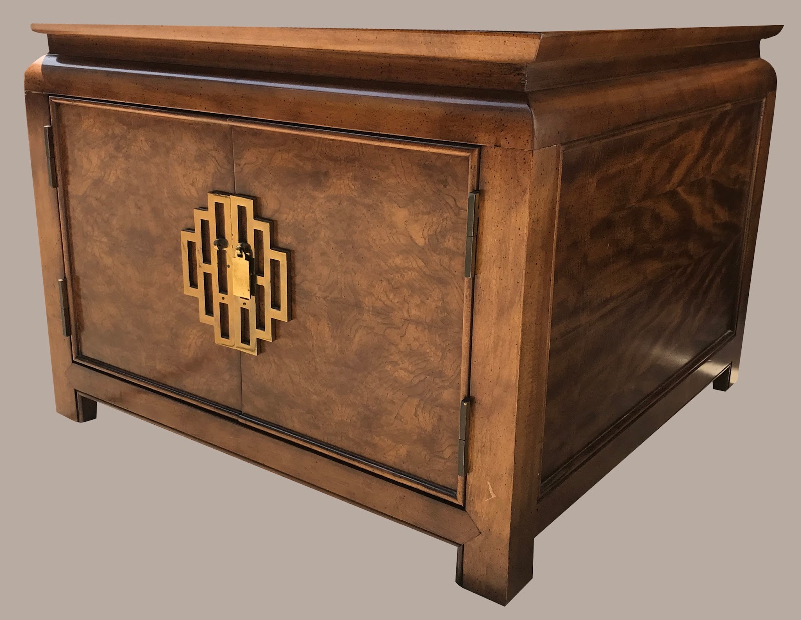 Uhuru Furniture & Collectibles Asian Accent End Table 45 SOLD