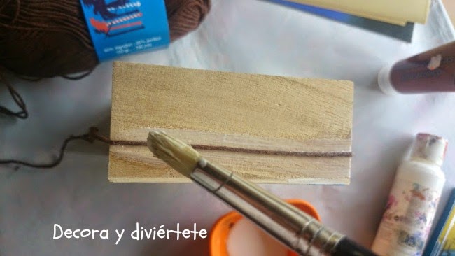 caja vintage , DIY, manualidad , decorar caja madera , pintura , crochet, ganchillo