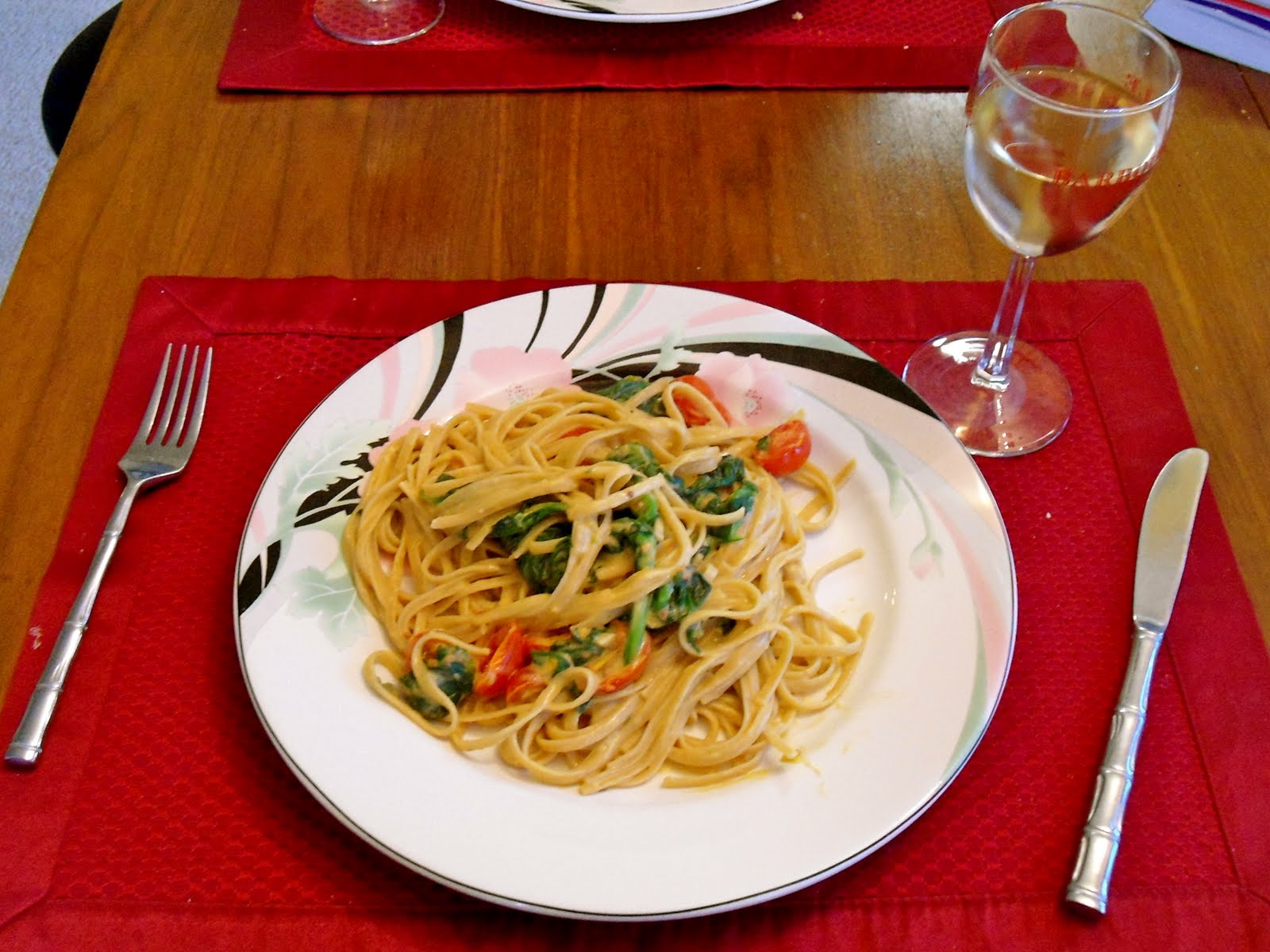 The Capital Kitchenistas Pasta with Spinach and Sundried Tomato