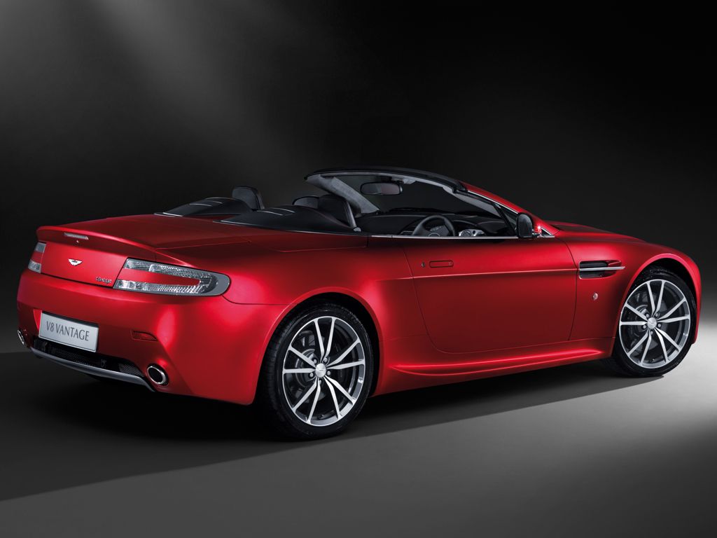 Pic Cars: Aston Martin wallpaper