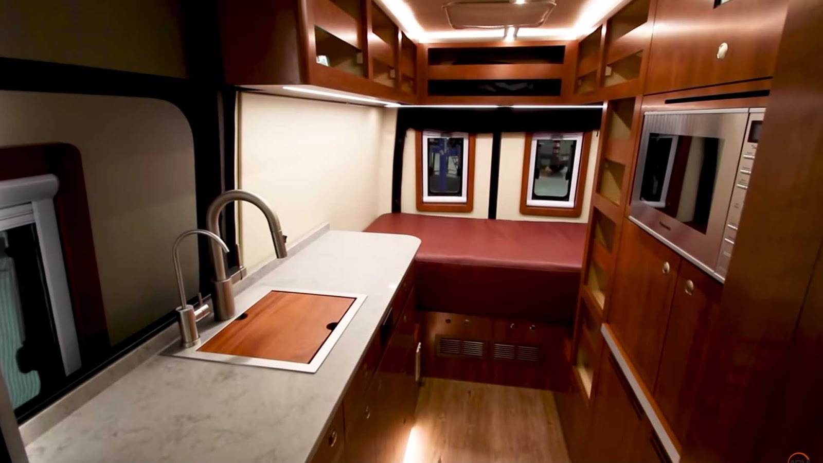 Advanced RV打造專為沙漠生存而生的豪華露營車Gayle | SanjiNoir 黑侍樂讀