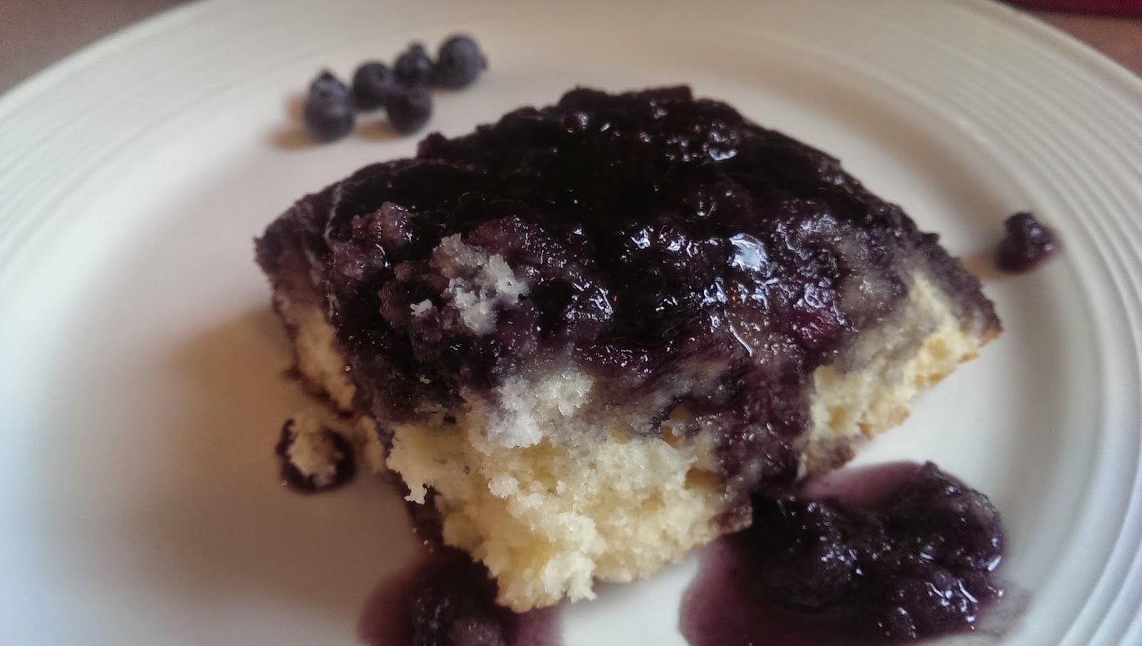 Saveurs et Textures Pouding au chômeur aux bleuets