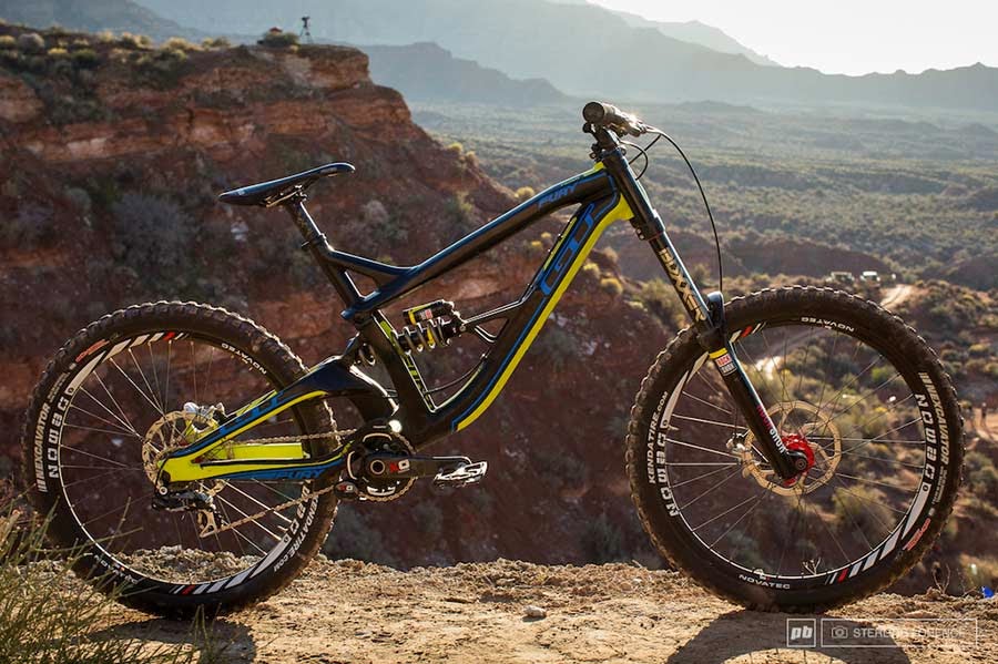 Red bull Rampage велосипед