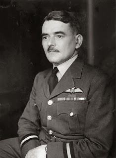   Komandan Knight Ordo Kerajaan Inggris   Frank Whittle - Penemu Mesin Jet