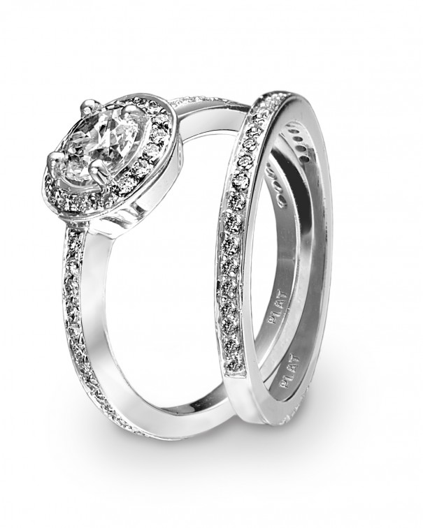 Engagement Ring With Platinum Diamond A Wedding Inspiration