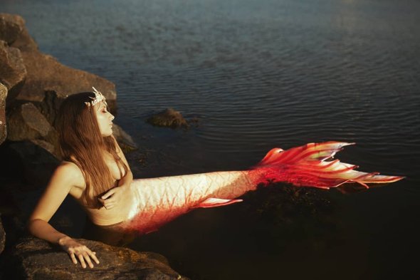 As belas modelos como fadas, sereias e seres fantásticos nas fotografias de Merle Harms Merle Harms kristalkind instagram arte fotografia mulheres modelos fashion fantasia magia sereias fadas