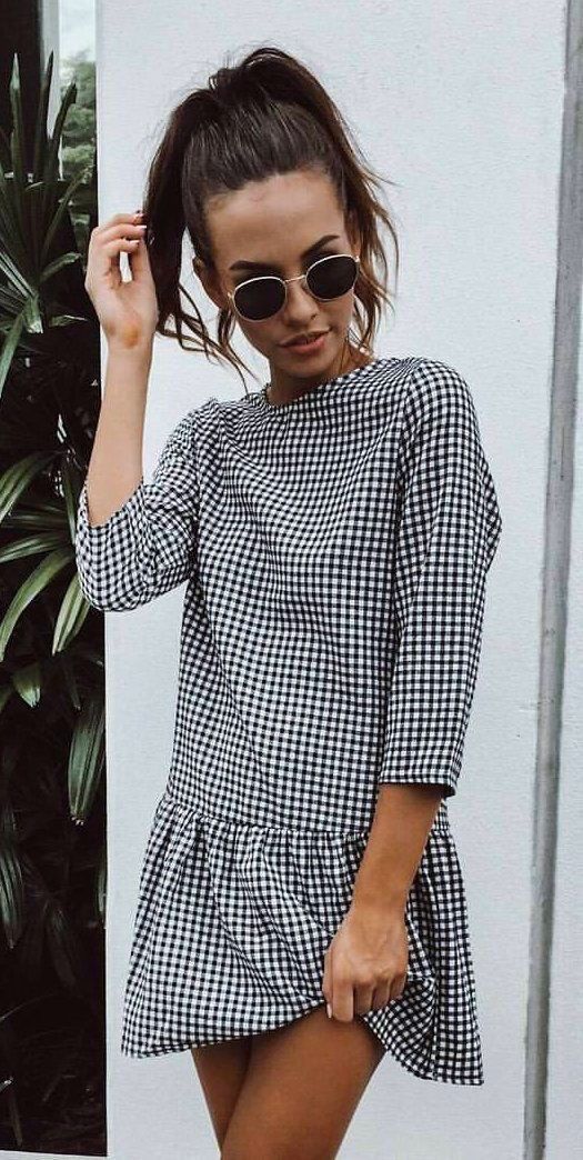 incredible outfit idea / plaid dress and sunglasses