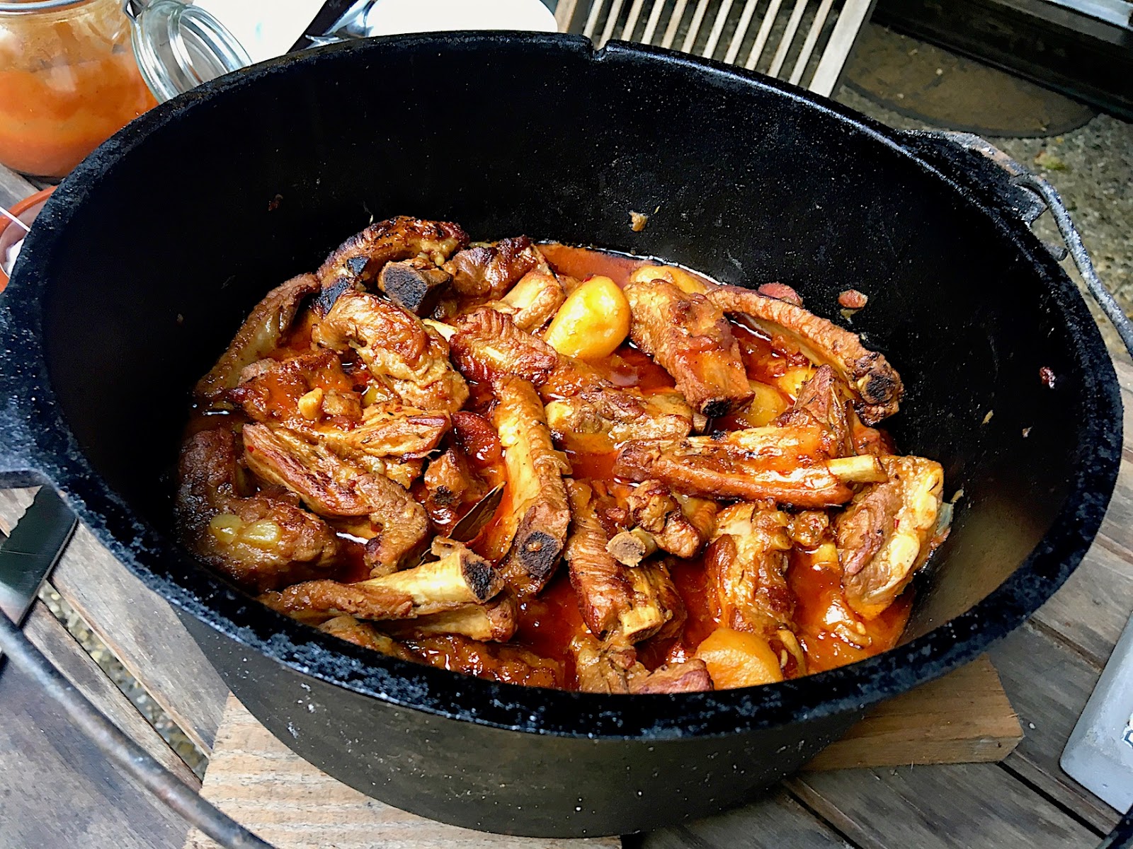 Spareribs im Dutch Oven
