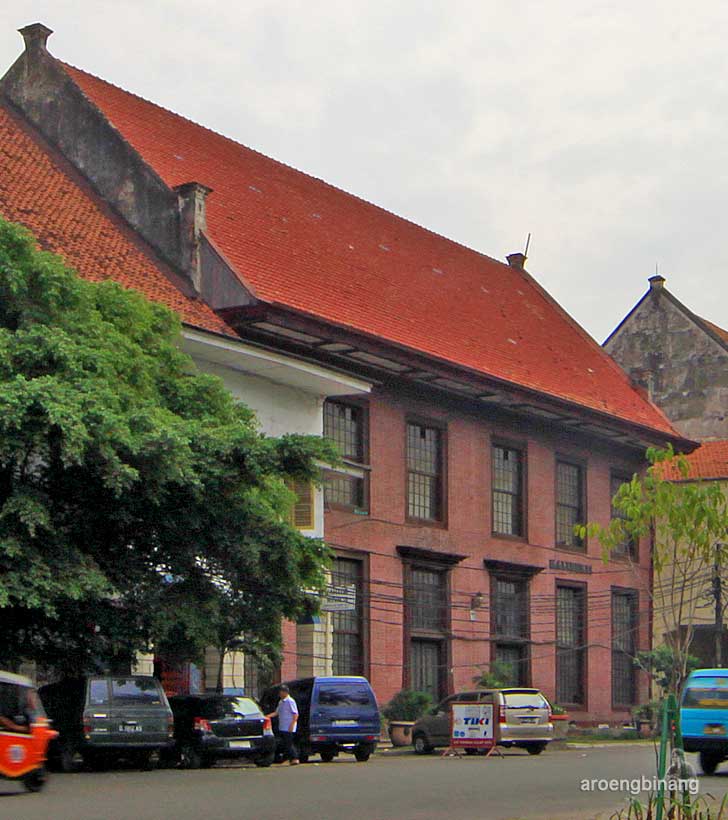 toko merah jakarta
