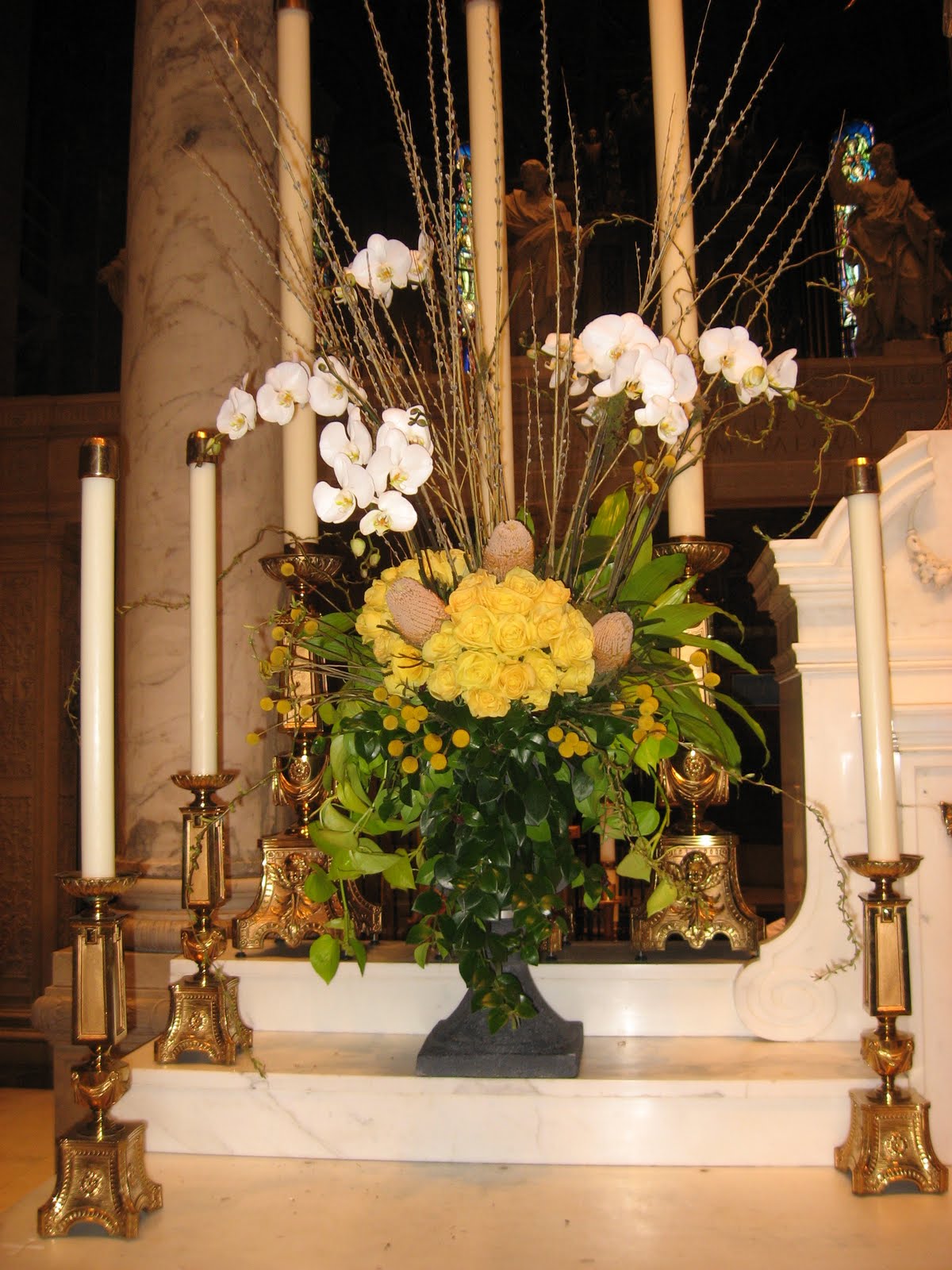 Arts and Flowers MN EASTER FLOWERS AT THE BASILICA OF ST. MARY