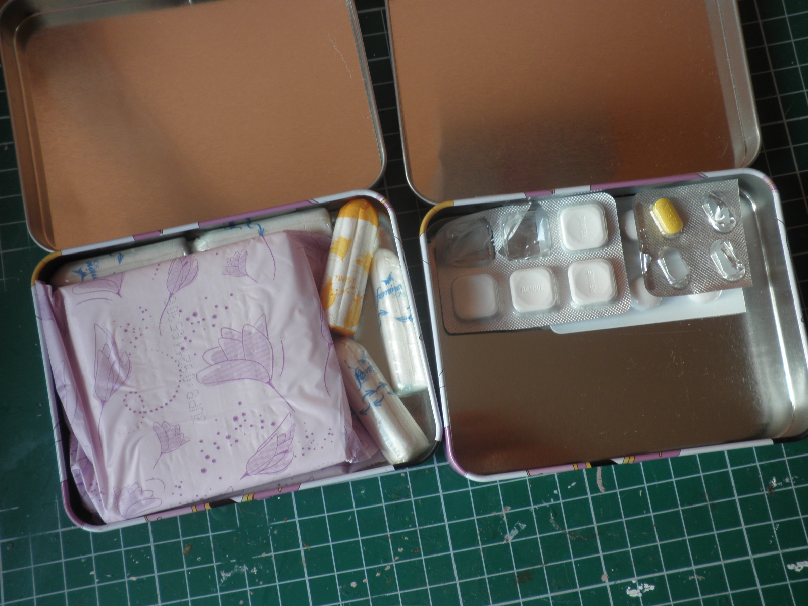 groszowe historie: Dyskretnik na podpaski