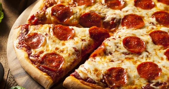 Bazlama Ekmeğiyle Pizza, Bazlamayla Pizza Tarifi tvyemek