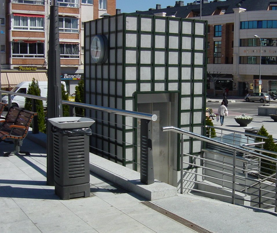 Base Paisajismo: Equipamiento Urbano - Barandillas (II)