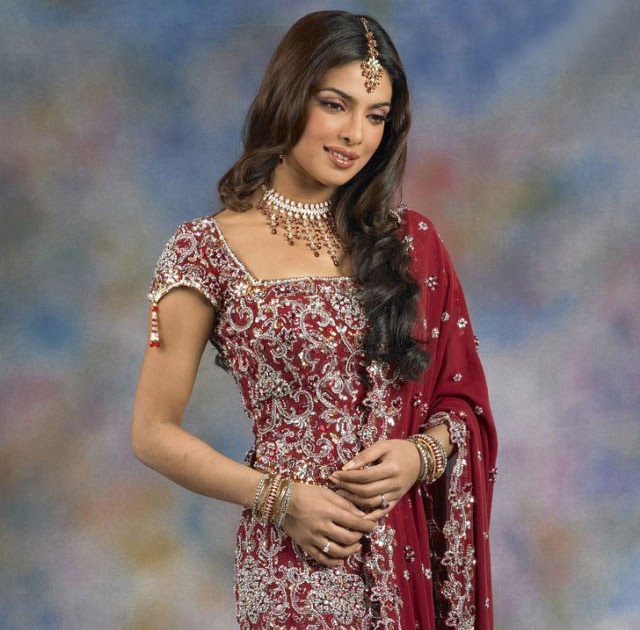 priyanka chopra in saree after marriage