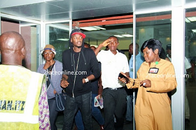 2face idibia and honeymoon picture