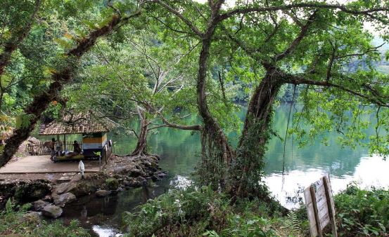 Tempat Wisata Daerah Gresik Jawa Timur - Area Wisata Asia