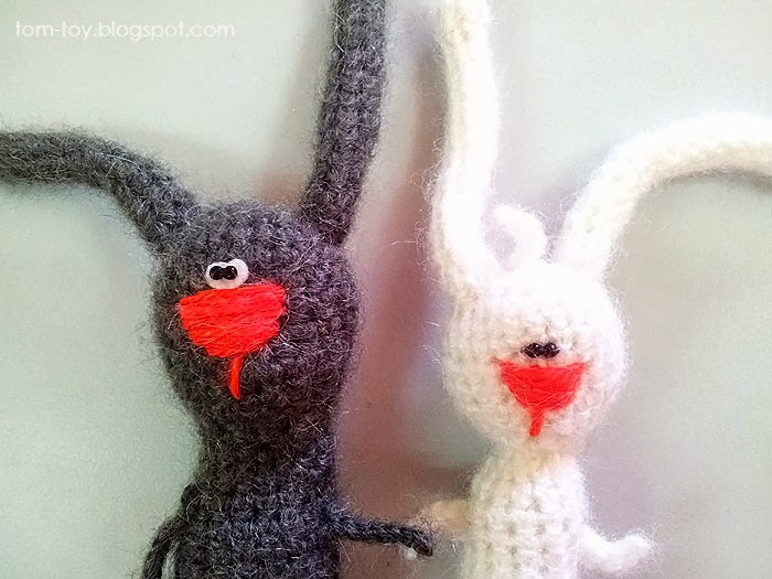 Little crochet bunnies