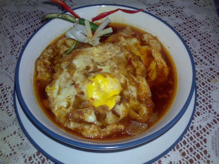 INDONESIAN FOOD: Semur Telur Ceplok