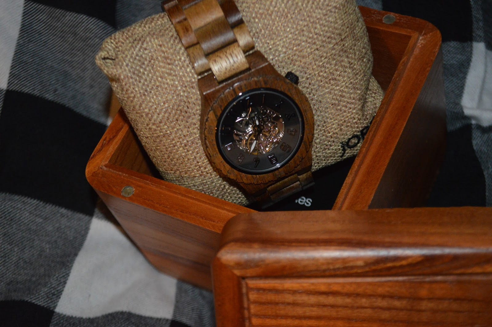 Style Feature: Jord Watches + Giveaway