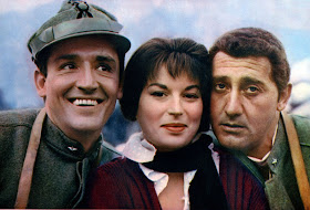 With Silvana Mangano and Alberto Sordi (right), his co-stars in the comedy classic La grande guerra (1959)