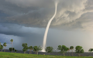 Tornado achtergrond