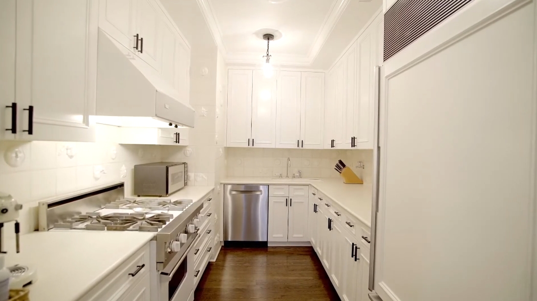 35 Interior Design Photos vs. 20 E 73rd St, New York, NY Luxury Townhome Tour
