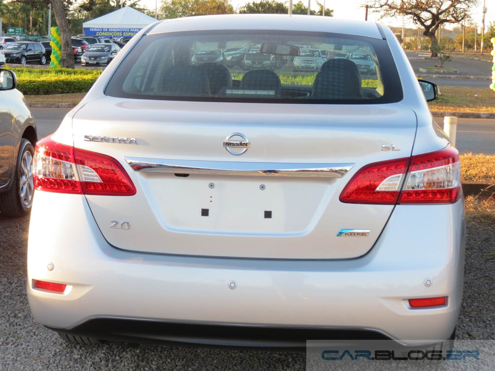 Nissan Sentra SL CVT 2015 sem teto solar: preço e detalhes ... Nissan Sentra SL CVT 2015 sem teto solar: preço e detalhes ...