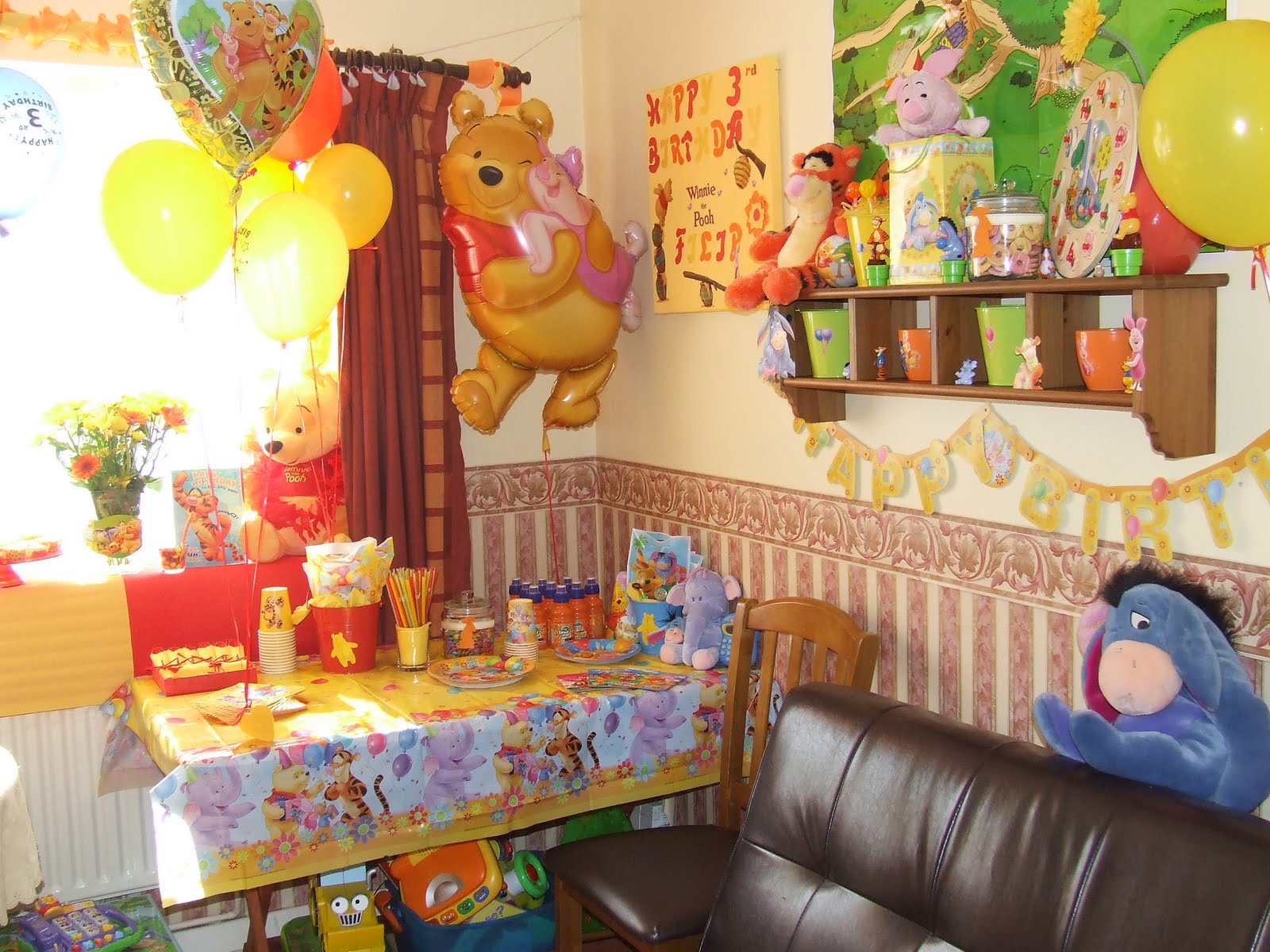 Filip Maxim Photo album: My Winnie the Pooh Birthday Party!
