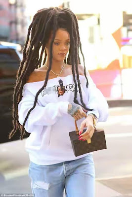 2 Rihanna and her dreadlocks step out in New York (photos)