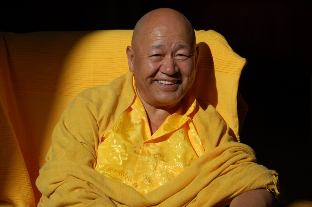 Слушать тибетскую медитацию. Лама еше Лосал Ринпоче. Кьосанг Ринпоче. Сонам Джорфал Ринпоче. Кунтан Ринпоче тибетский лама.