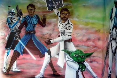 Malowanie obrazu na ścianie z gwiezdnych wojen, mural Gwiezdne wojny, malowanie grafitti