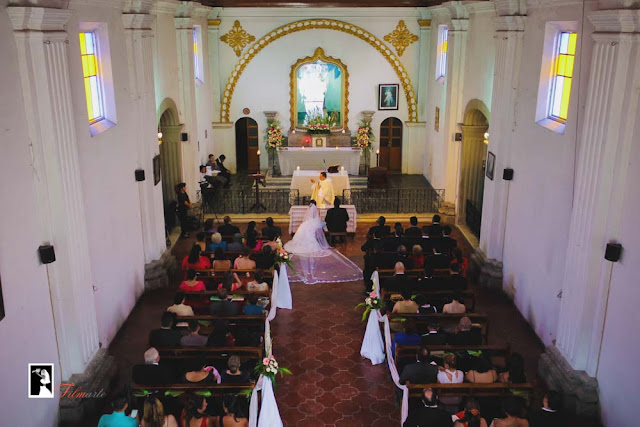 misa-ceremonia-novia-vestido-tiara-bouquet-wedding-antigua-guatemala