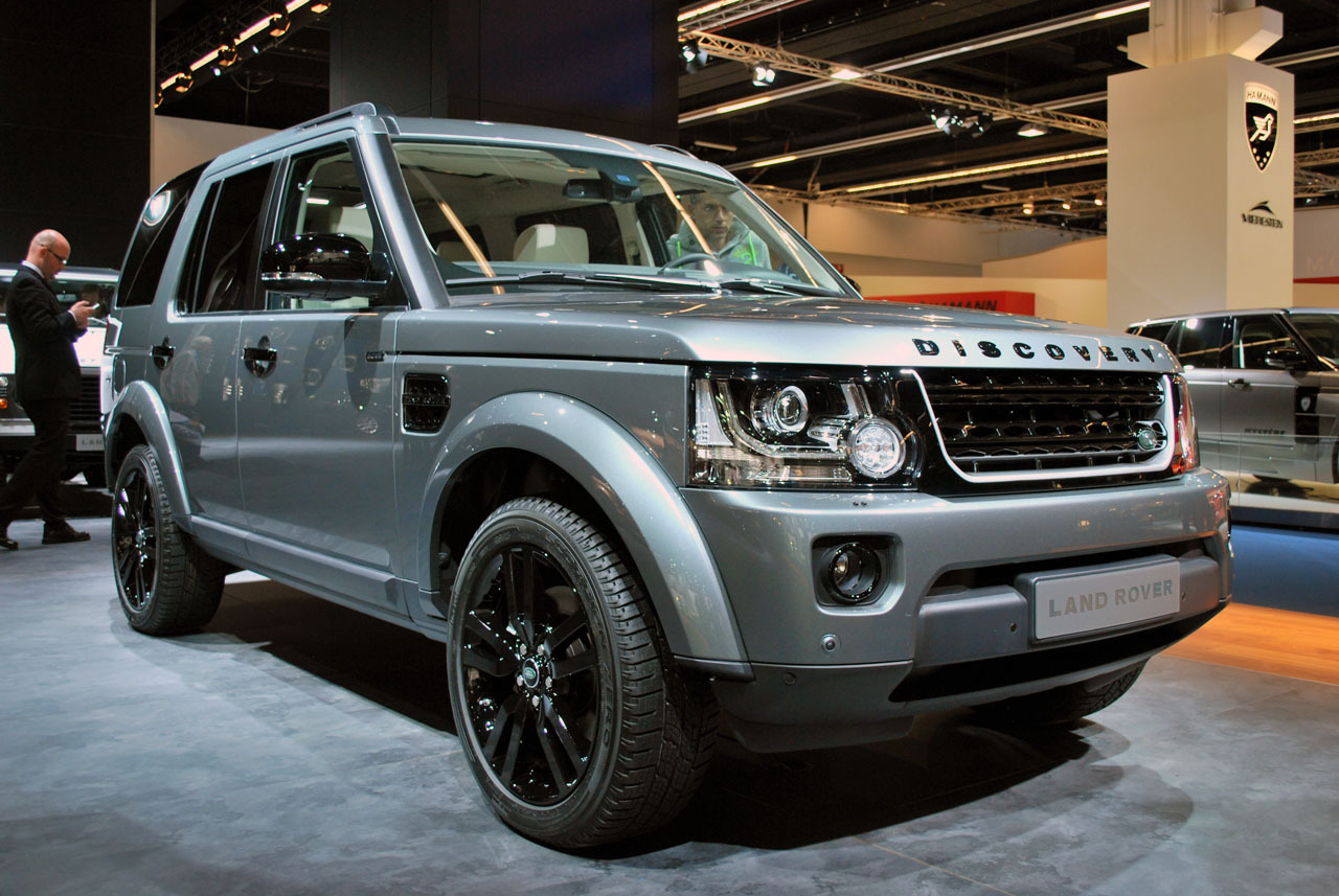 169 Automotiveblogz 2014 Land Rover Lr4 Frankfurt 2013 Photos