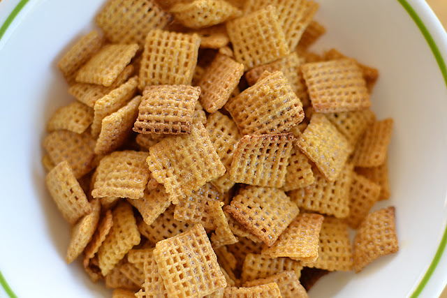 Dude & Baby Girl: How to Make Fried Chex