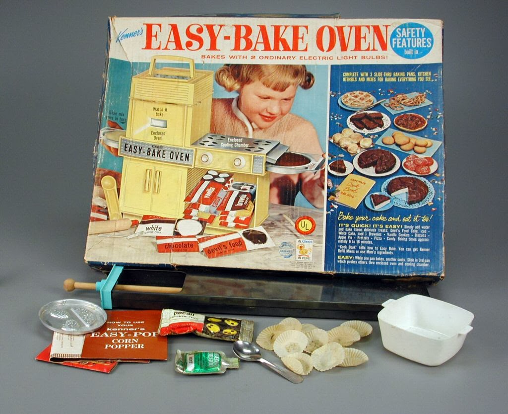 Just Visiting Toys Of Christmas Past Part 22 Easy Bake Oven 
