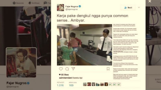 Nenek Ini Memelas Agar Mendapat Segelas Air Panas Untuk Cucunya, Begini Perlakuan Petugas Kereta