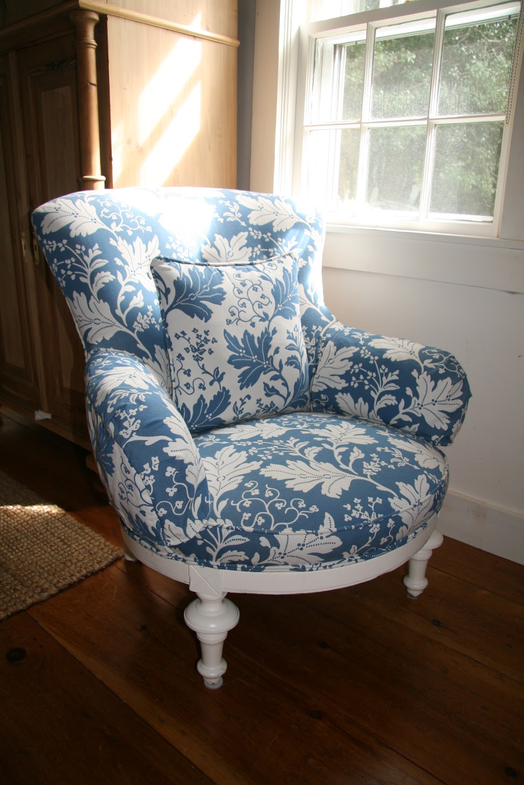 Download An Old Farm: Choosing Chairs and Colors