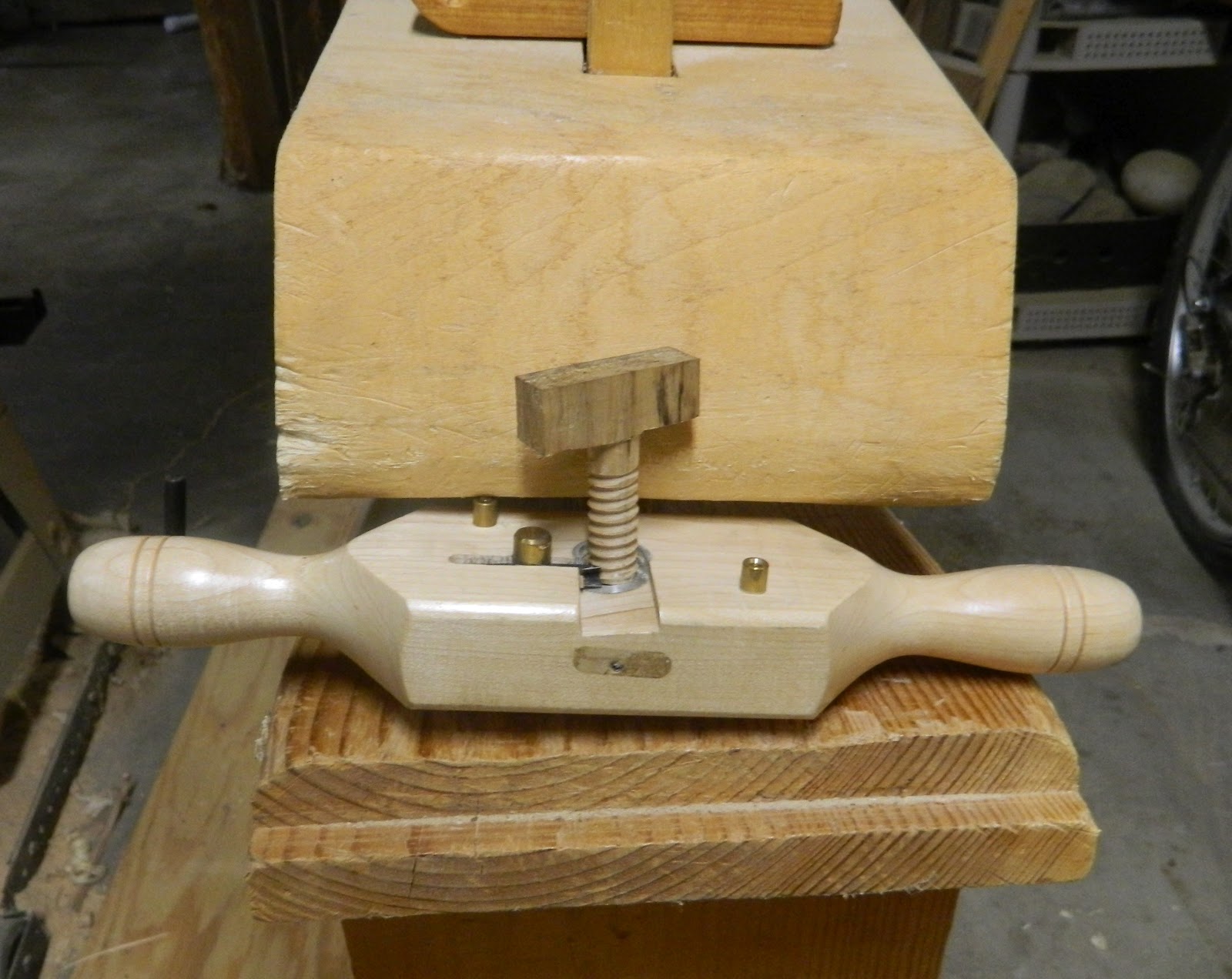 Frontier Carpenter Screw Boxes and Wooden Threads