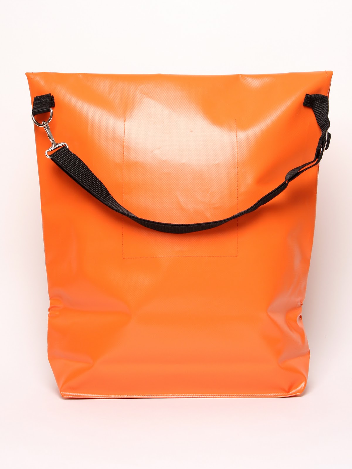 Oki-ni Blog: Comme des Garcons SHIRT PVC Bag