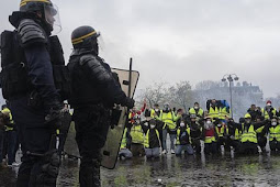 الشرطة الفرنسية في اضراب مفتوح تضامنا مع المواطنين