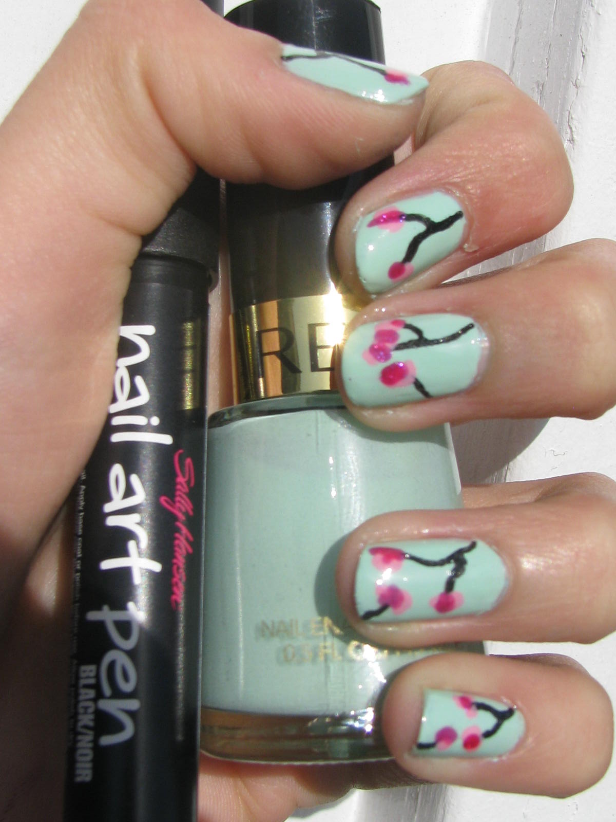 Raindrop Nails Arizona Iced Tea Nails